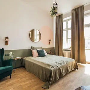 aparthotel-nowy-swiat-28-warsaw.warsawhotelspoland.com/